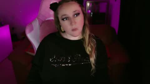 kissica online show from 12, 3, 2025