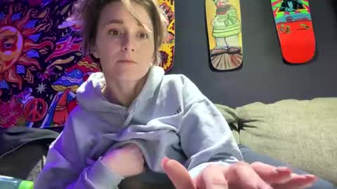 Kaitie online show from 28, 11, 2025