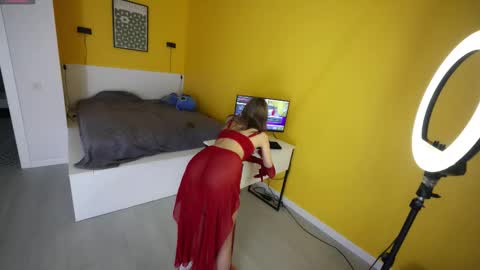 Snezhana online show from 8, 10, 2025