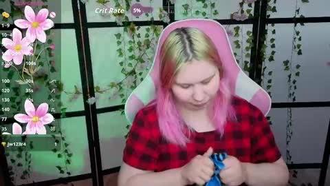 Snapshot of kitsune_little chatting on 17, 4, 2026 kitsune_little online show from 17, 4, 2026