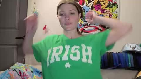 Serina Chan online show from 18, 3, 2026