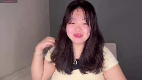 Snapshot of kittenfishing chatting on 27, 9, 2025 kit online show from 27, 9, 2025