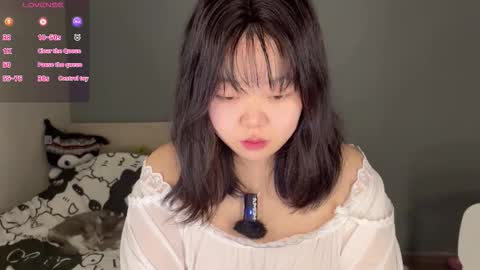 Snapshot of kittenfishing chatting on 10, 10, 2025 kit online show from 10, 10, 2025