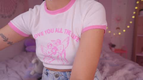 Snapshot of kittenmoon_ chatting on 26, 2, 2025      online show from 26, 2, 2025