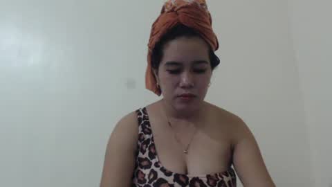 kittensquirtpussy online show from 5, 1, 2026