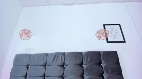 Kitti Love 3 online show from 18, 2, 2026