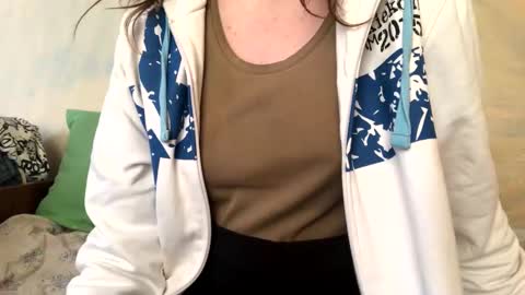 Snapshot of kittie_creme chatting on 30, 5, 2026 Kittie Creme online show from 30, 5, 2026