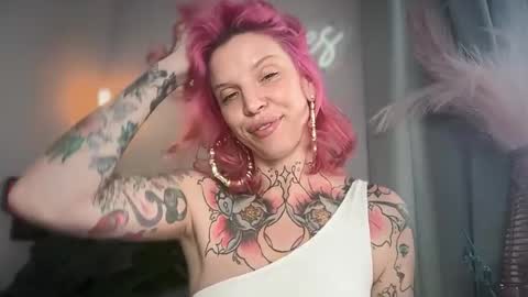 Snapshot of kittjones33 chatting on 12, 7, 2026 kittjones33 online show from 12, 7, 2026