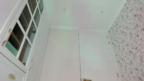 Snapshot of kitty__sophie chatting on 27, 5, 2026 sophie online show from 27, 5, 2026