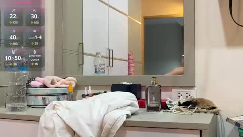 Snapshot of kitty_always chatting on 7, 5, 2026 AmelleJace online show from 7, 5, 2026