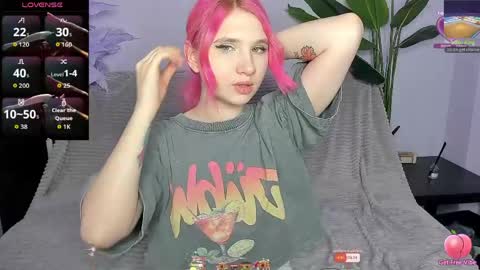 Snapshot of kitty_blondy chatting on 20, 4, 2026 kitty blondy online show from 20, 4, 2026