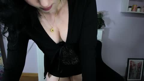 Denise online show from 11, 11, 2025