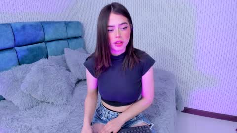 Snapshot of kitty_ford chatting on 19, 12, 2024 Kitty online show from 19, 12, 2024