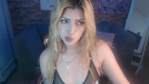 kitty_fox_b online show from 21, 1, 2025