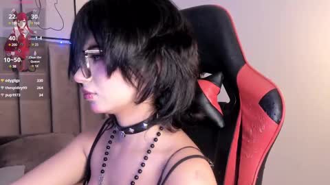 Camila online show from 28, 2, 2025