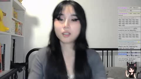 Snapshot of kitty_krush chatting on 16, 11, 2025 Kitty online show from 16, 11, 2025