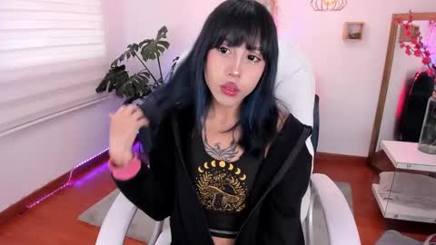 Snapshot of kitty_pam chatting on 6, 1, 2025 Kitty online show from 6, 1, 2025