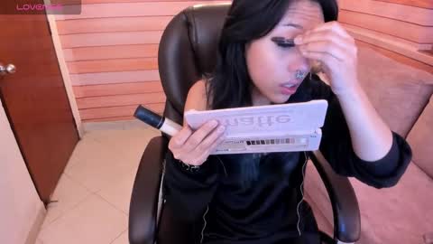 Snapshot of kitty_pam chatting on 12, 10, 2025 Kitty online show from 12, 10, 2025