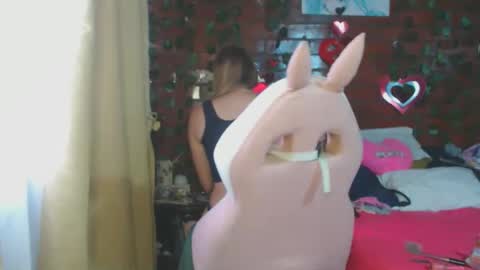 Daniela Ferreira online show from 24, 3, 2026