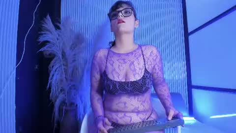 kitty Blossom online show from 31, 7, 2026