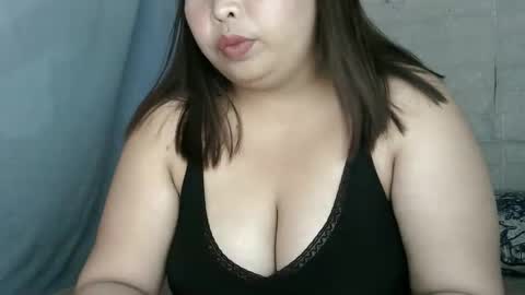 Snapshot of kittyboobsie chatting on 27, 4, 2026 kittyboobsie online show from 27, 4, 2026