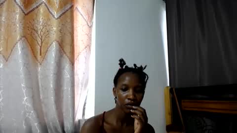 Snapshot of kittyfay_ chatting on 28, 4, 2026 Fay online show from 28, 4, 2026