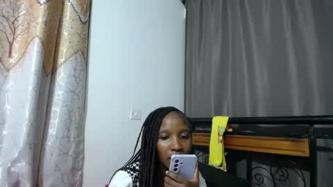 Snapshot of kittyfay_ chatting on 5, 5, 2026 Fay online show from 5, 5, 2026
