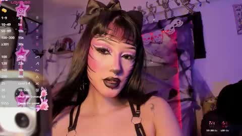 Kitty Goth  online show from 15, 10, 2025