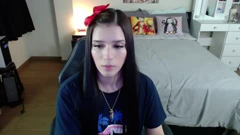 Snapshot of kittykat18x chatting on 12, 6, 2026 Isabel online show from 12, 6, 2026
