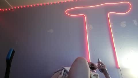 kittykat 1999 online show from 16, 10, 2025