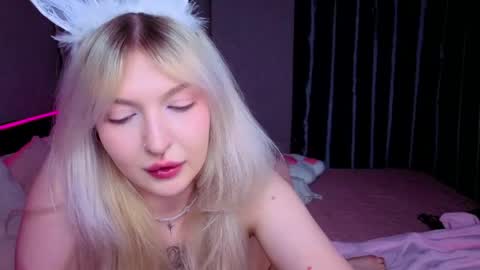 kittykendall online show from 18, 4, 2026