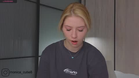 Snapshot of kittyloffe chatting on 11, 3, 2025 Monika online show from 11, 3, 2025