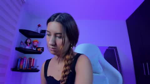 Snapshot of kittyrush_ chatting on 2, 10, 2025 kitty online show from 2, 10, 2025