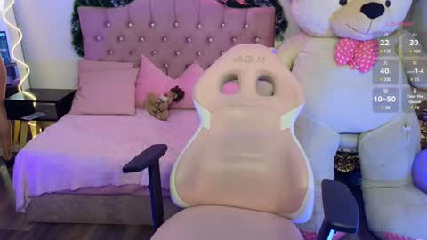 Snapshot of kittystart_tay chatting on 29, 12, 2024 Kitty online show from 29, 12, 2024