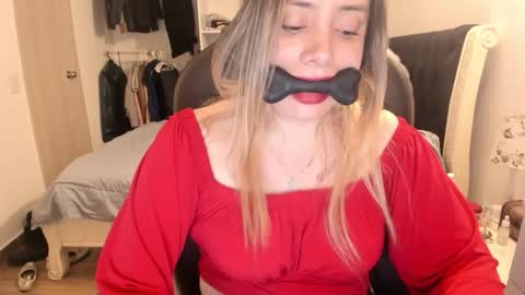 kittywantslove23 online show from 16, 9, 2025