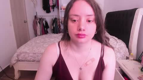 Snapshot of kittywantslove23 chatting on 3, 6, 2026 kittywantslove23 online show from 3, 6, 2026