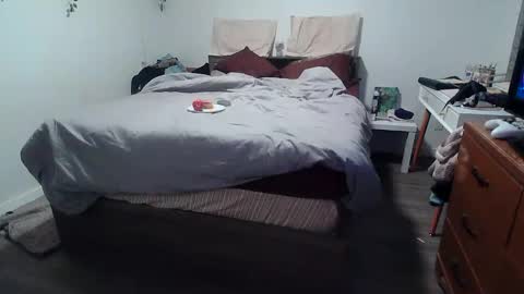 Snapshot of kittyymaze chatting on 5, 12, 2025 Kittyymaze online show from 5, 12, 2025