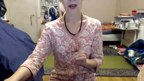 Snapshot of kiuminberry chatting on 27, 12, 2024 KiuminBerry online show from 27, 12, 2024