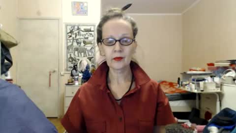 Snapshot of kiuminberry chatting on 1, 1, 2025 KiuminBerry online show from 1, 1, 2025