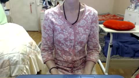 KiuminBerry online show from 3, 11, 2025