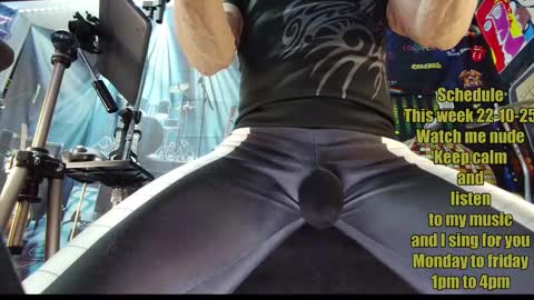 Snapshot of kiveuxmakeu chatting on 26, 9, 2025 kiveuxmakeu online show from 26, 9, 2025