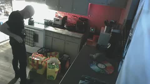 Snapshot of kiveuxmakeu chatting on 3, 11, 2025 kiveuxmakeu online show from 3, 11, 2025