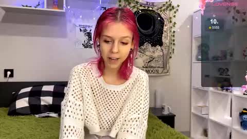 Luna online show from 25, 2, 2026