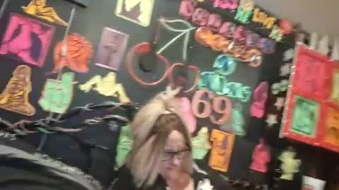Snapshot of kjs_daddy123 chatting on 27, 6, 2026 Daddy His Splash Queen online show from 27, 6, 2026