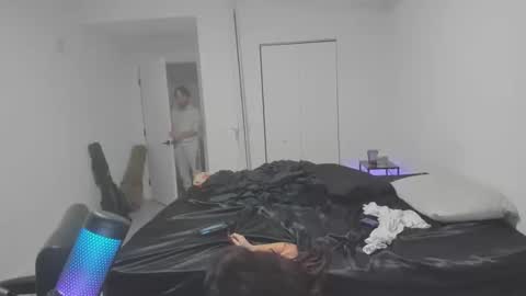 kay online show from 22, 11, 2025