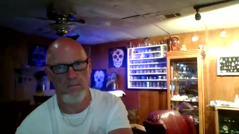 Snapshot of kleeeen chatting on 11, 7, 2026 MrKleeen online show from 11, 7, 2026