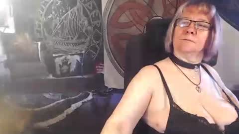 Michelle online show from 27, 3, 2026