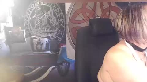 Michelle online show from 10, 5, 2026