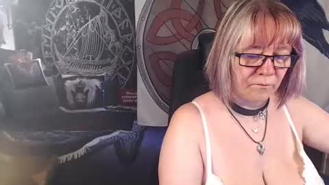 Snapshot of kleiner_teufel chatting on 29, 6, 2026 Michelle online show from 29, 6, 2026