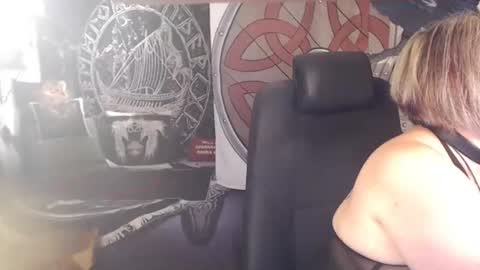 Snapshot of kleiner_teufel chatting on 1, 7, 2026 Michelle online show from 1, 7, 2026